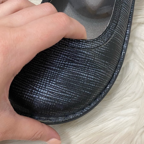 Alegria Belle Black Metallic Grid Silver Mary Jane Wide Toe Box Comfort Shoes - Picture 10 of 10